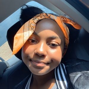 Meet your Posher, Gabrielle